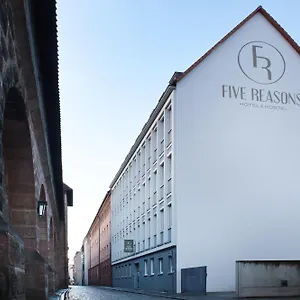 Vandrerhjem Five Reasons &