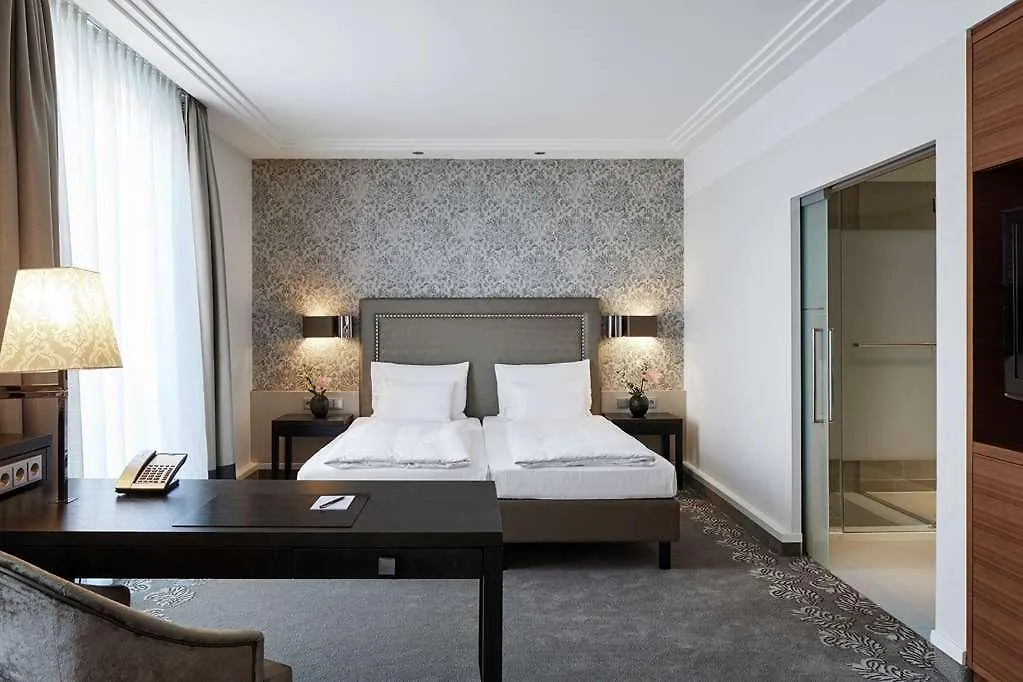 *****  Hotel Maximilian'S Augsburg Alemanha