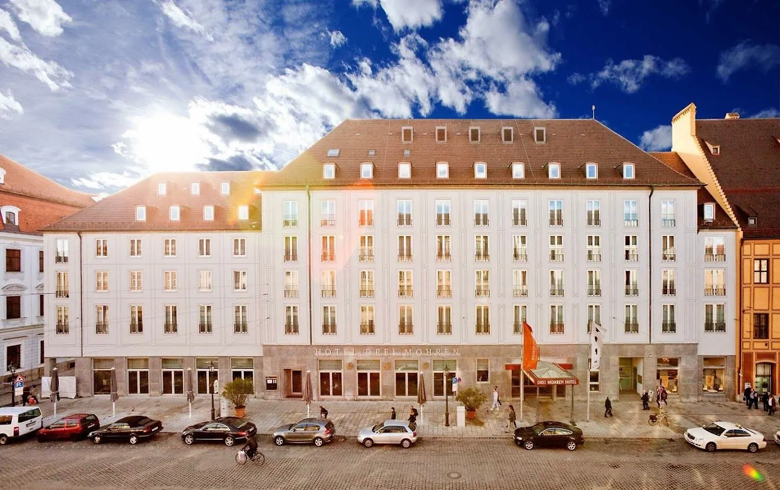 Hotel Maximilian'S Augsburg 5*,